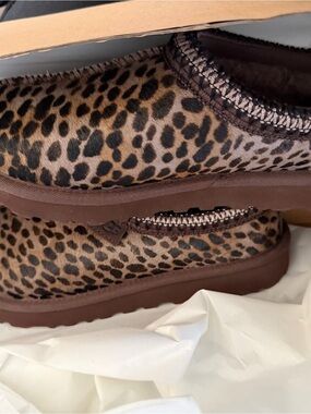 New Ugg leopard Tasman sold out